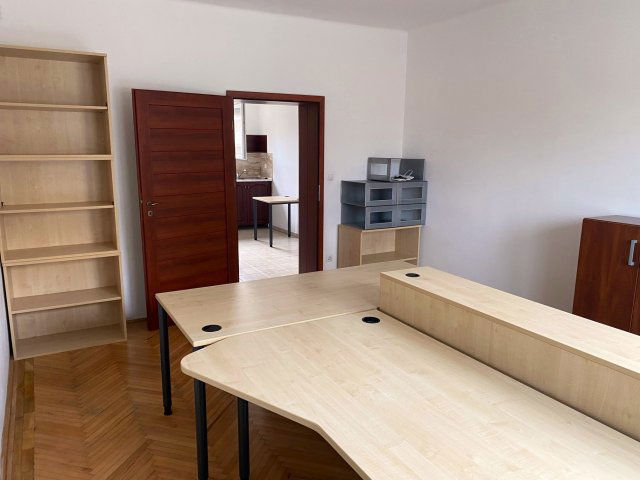 Kiadó ipari ingatlan, Győrött 150 E Ft / hó