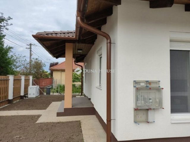 Eladó családi ház, Üllőn 94.9 M Ft, 4 szobás