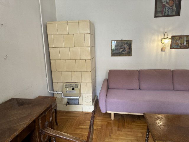 Eladó téglalakás, Budapesten, VI. kerületben 79.5 M Ft, 2 szobás