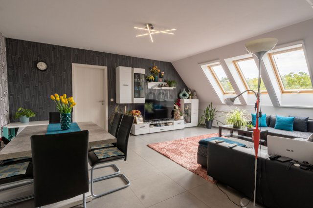 Eladó téglalakás, Polgárdin 64 M Ft, 4 szobás