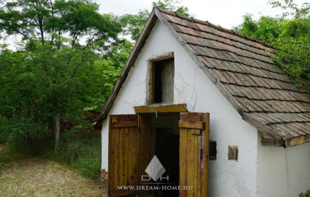 Eladó családi ház, Kecskeméten 25.5 M Ft, 3 szobás