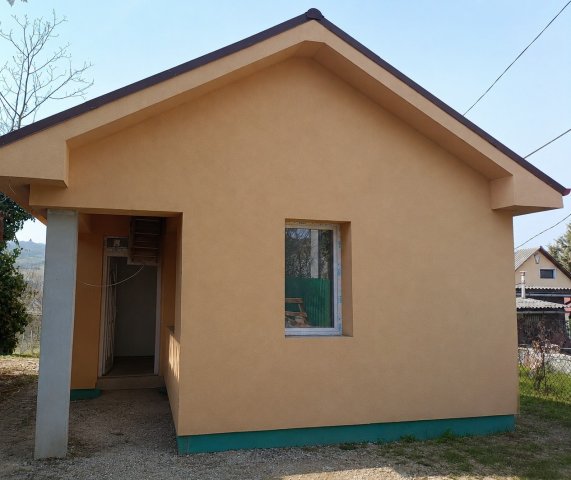 Eladó családi ház, Mogyoródon 68 M Ft, 2 szobás