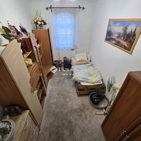 Eladó családi ház, Kecskeméten 89.9 M Ft, 4 szobás