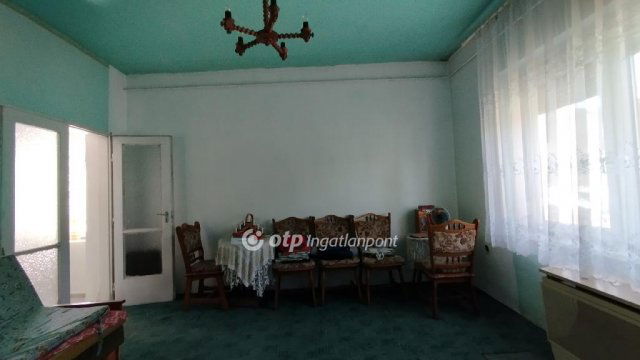 Eladó családi ház, Jászberényben 45 M Ft, 5 szobás