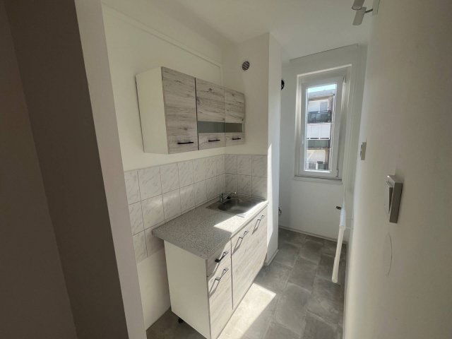 Kiadó téglalakás, albérlet, Miskolcon 130 E Ft / hó, 1+1 szobás