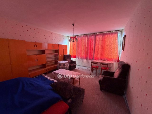 Eladó panellakás, Balassagyarmaton 26.49 M Ft, 1+2 szobás