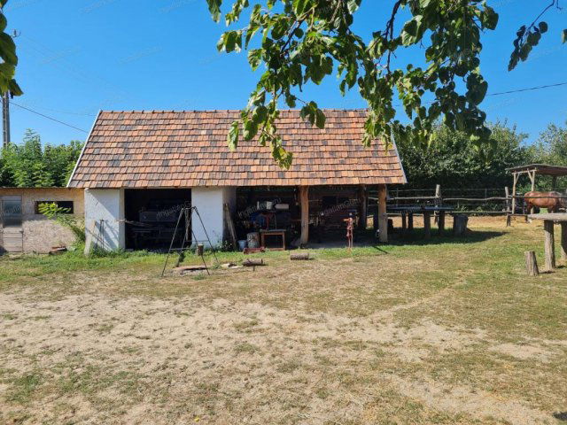 Eladó családi ház, Jakabszálláson 27.9 M Ft, 2 szobás