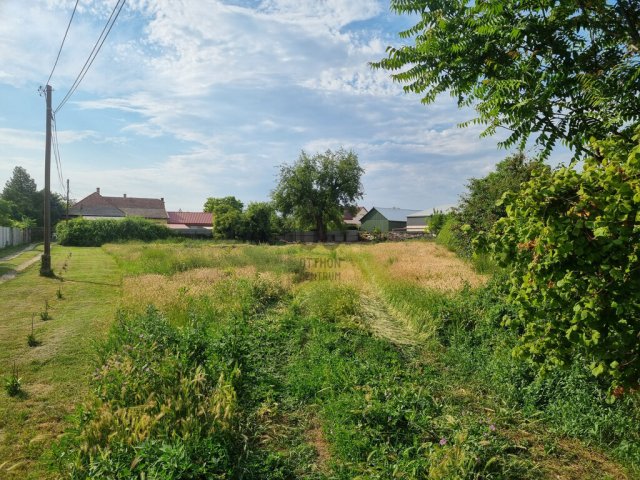 Eladó telek, Dömsödön 25 M Ft / költözzbe.hu