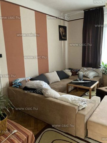 Eladó családi ház, Szentendrén 149.9 M Ft, 4 szobás