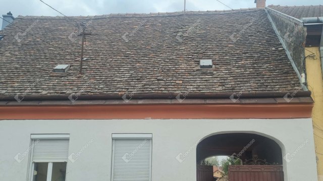 Eladó sorház, Nagykanizsán 164.9 M Ft, 10 szobás