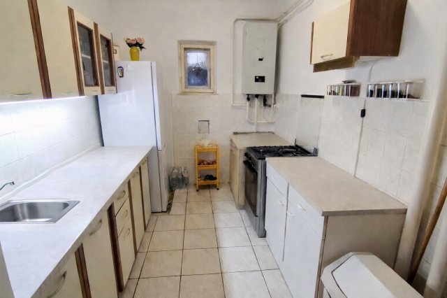 Eladó családi ház, Érden 93.9 M Ft, 3+1 szobás