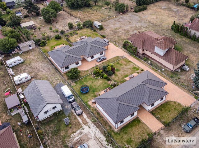 Eladó családi ház, Ráckeresztúron 79.9 M Ft, 4 szobás