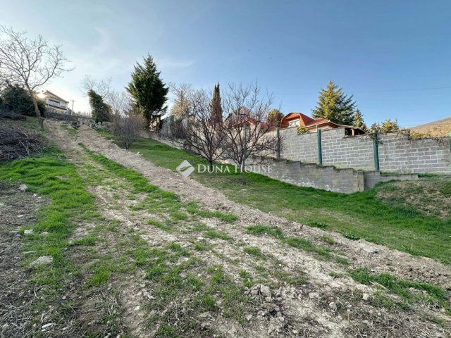 Eladó telek, Pécsett, Nagyszkókói úton 29.9 M Ft