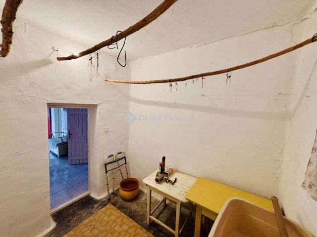 Eladó családi ház, Sándorfalván 55.9 M Ft, 1+1 szobás