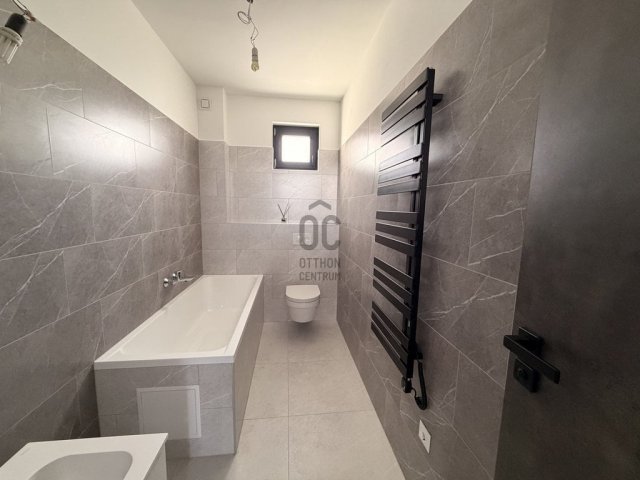 Eladó téglalakás, Budapesten, III. kerületben 279.9 M Ft