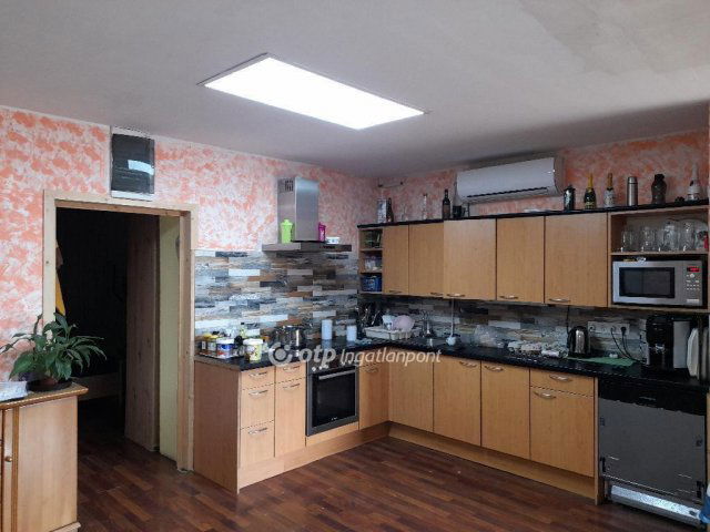 Eladó családi ház, Pusztaszeren 32.9 M Ft, 4 szobás