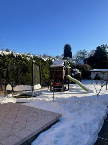 Eladó családi ház, Budapesten, III. kerületben 230 M Ft