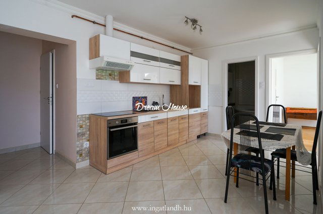 Kiadó téglalakás, albérlet, Nyíregyházán 180 E Ft / hó