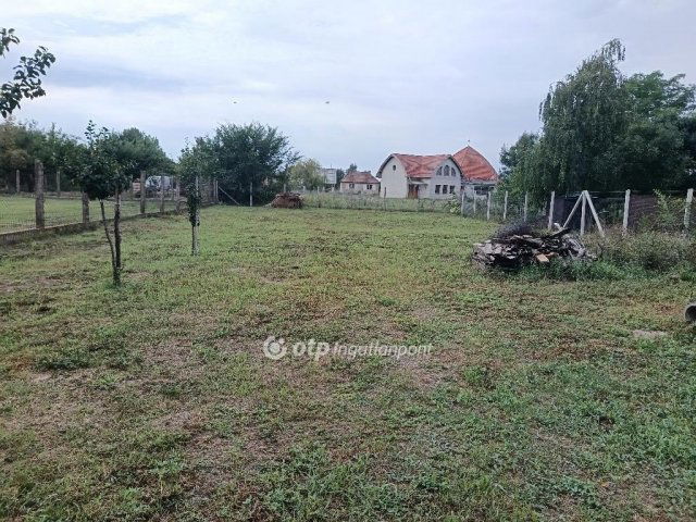 Eladó családi ház, Hosszúpályin 11.5 M Ft, 1 szobás