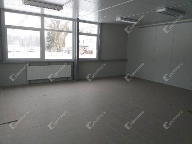 Kiadó ipari ingatlan, Debrecenben 1230 E Ft / hó