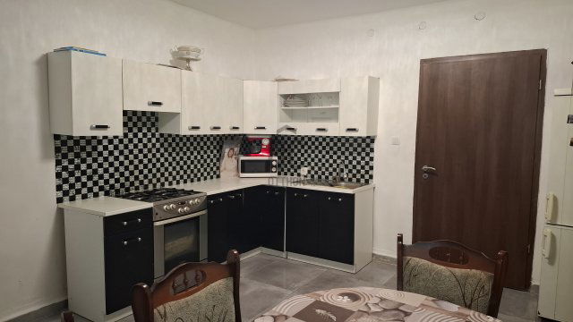 Eladó családi ház, Mogyoródon 69 M Ft, 3 szobás