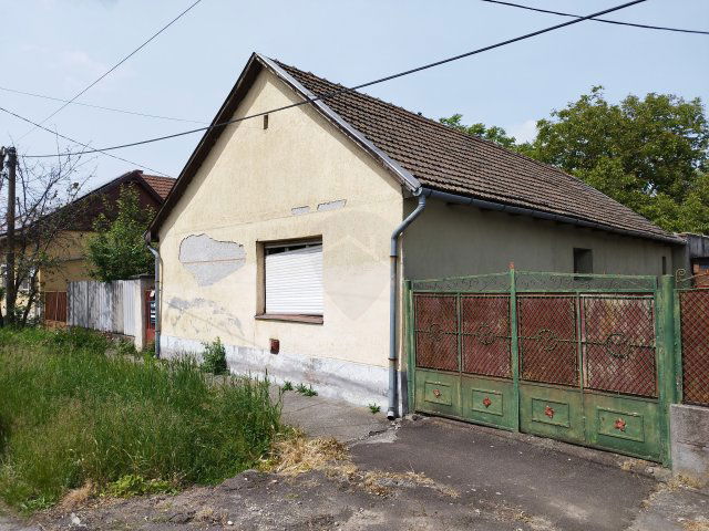 Eladó családi ház, Hatvanban 24.9 M Ft, 3 szobás