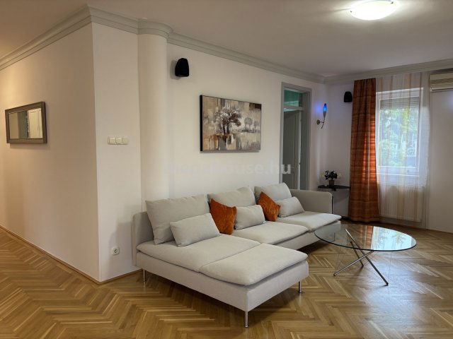 Kiadó téglalakás, albérlet, Budapesten, XII. kerületben