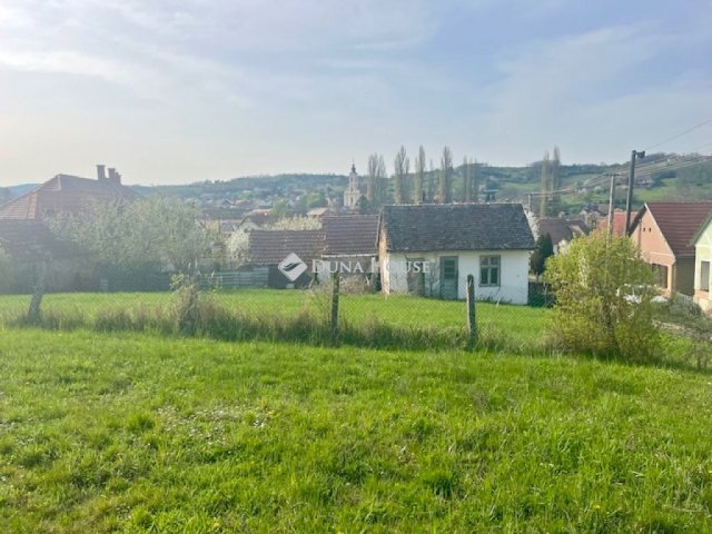 Eladó telek, Mecseknádasdon, Erkel Ferenc utcában 3.99 M Ft