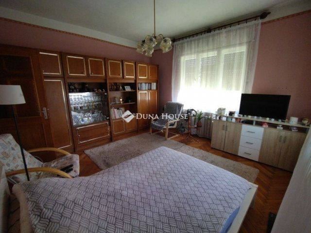 Eladó családi ház, Nagykátán 56.5 M Ft, 3 szobás