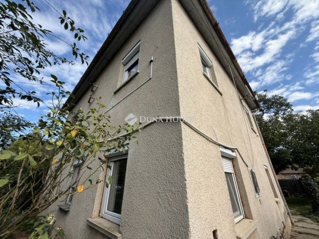 Eladó családi ház, Monoron, Bem utcában 56.9 M Ft, 6 szobás