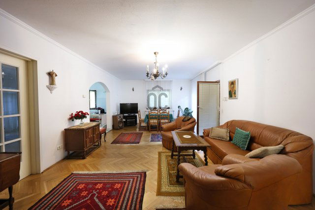 Eladó családi ház, Budapesten, II. kerületben 169 M Ft, 3 szobás