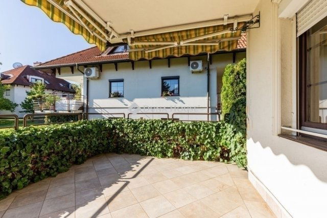 Eladó ikerház, Budapesten, II. kerületben 328 M Ft, 6 szobás