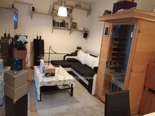 Eladó téglalakás, Érden 51.9 M Ft, 1+1 szobás