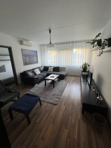 Kiadó panellakás, albérlet, XIII. kerületben, Kárpát utcában