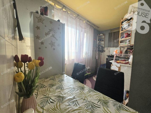 Eladó panellakás, Nagykőrösön 25.99 M Ft, 3 szobás