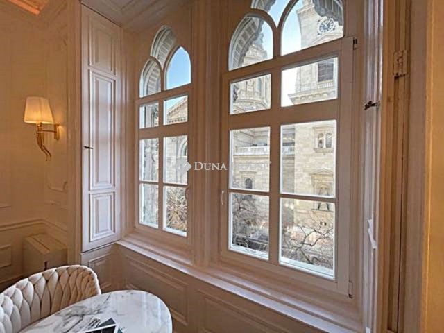 Kiadó téglalakás, albérlet, Budapesten, V. kerületben, 2 szobás