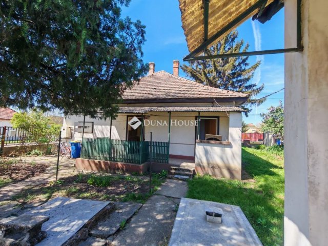 Eladó családi ház, Pándon, Margaréta utcában 32.9 M Ft