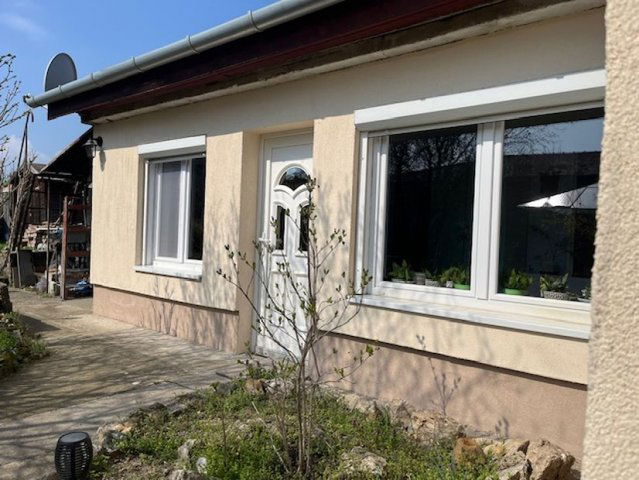 Eladó családi ház, Tökölön 69.9 M Ft, 4 szobás