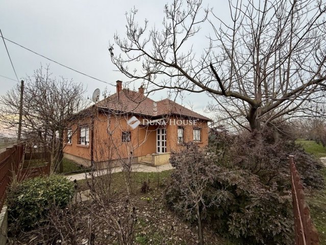 Eladó családi ház, Mezőberényben 45 M Ft, 3 szobás