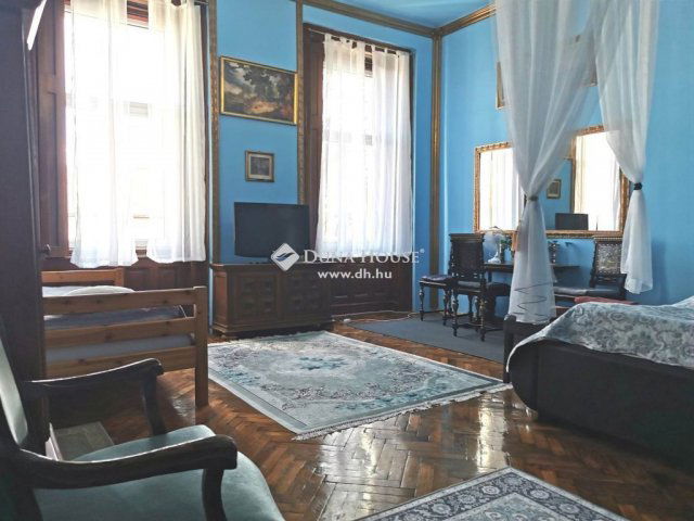 Eladó családi ház, Sátoraljaújhelyen 57 M Ft, 6 szobás