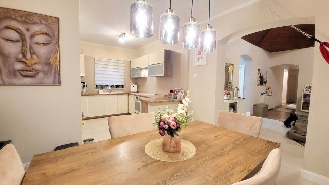 Eladó családi ház, Tárnokon 144.9 M Ft, 4 szobás