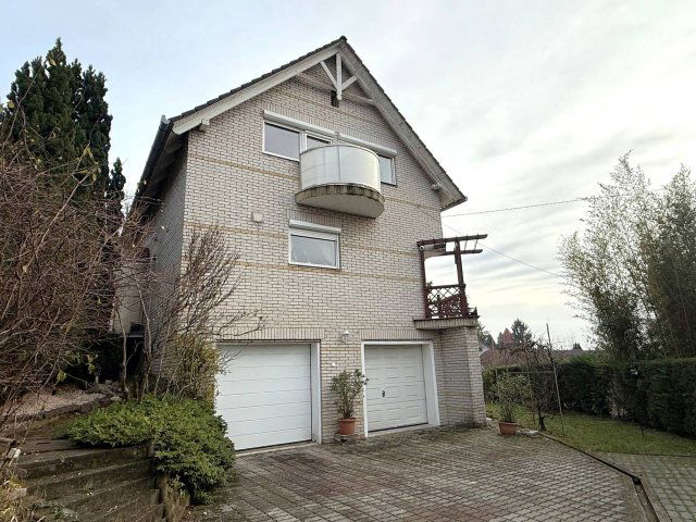 Eladó családi ház, Pécsett 149 M Ft, 5+2 szobás