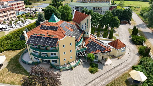 Eladó hotel, Zalakaroson 690 M Ft, 26 szobás