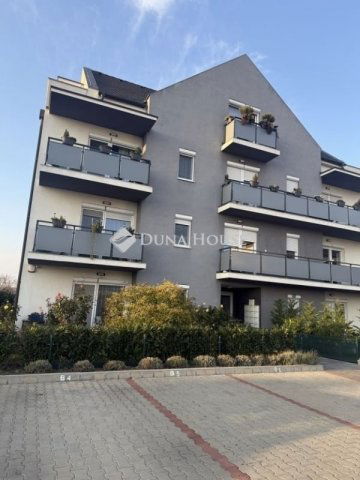 Eladó téglalakás, Érden 136.9 M Ft, 4 szobás