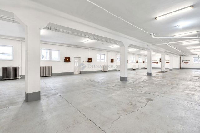 Kiadó ipari ingatlan, Vecsésen 1358 E Ft / hó