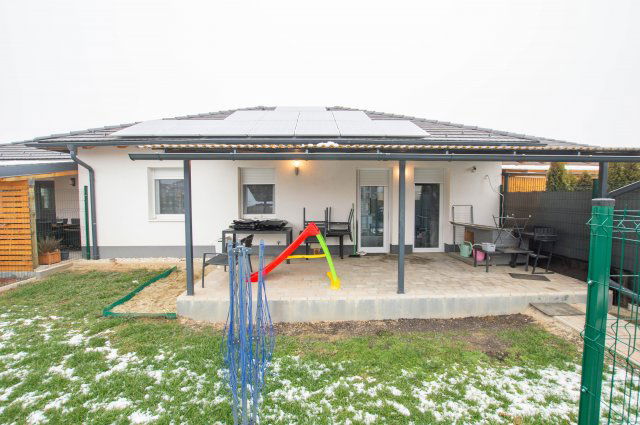 Eladó sorház, Toronyon 72.5 M Ft, 2 szobás / költözzbe.hu