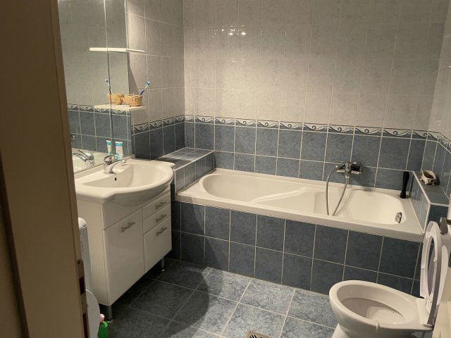 Kiadó téglalakás, albérlet, III. kerületben, Nánási úton