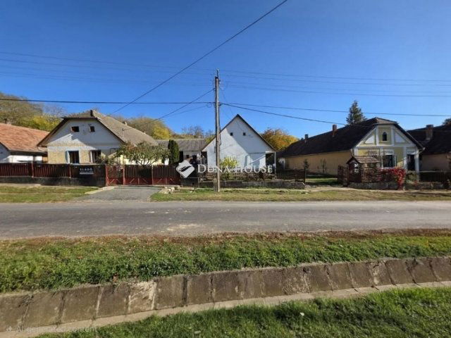 Eladó családi ház, Felsőnánán 13.5 M Ft, 3 szobás