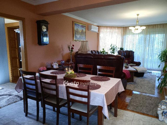 Eladó családi ház, Isaszegen 89.9 M Ft, 3 szobás