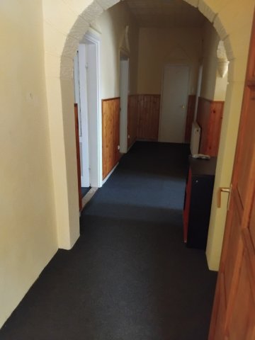 Kiadó családi ház, albérlet, Pusztaszabolcson 330 E Ft / hó